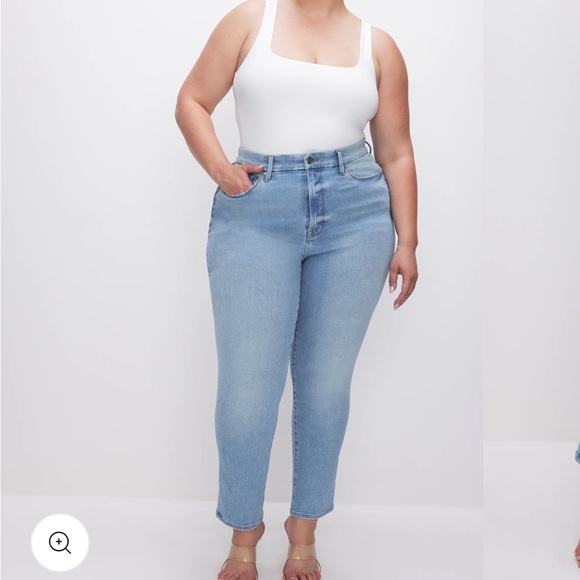 Good American - Picture 1 of 4